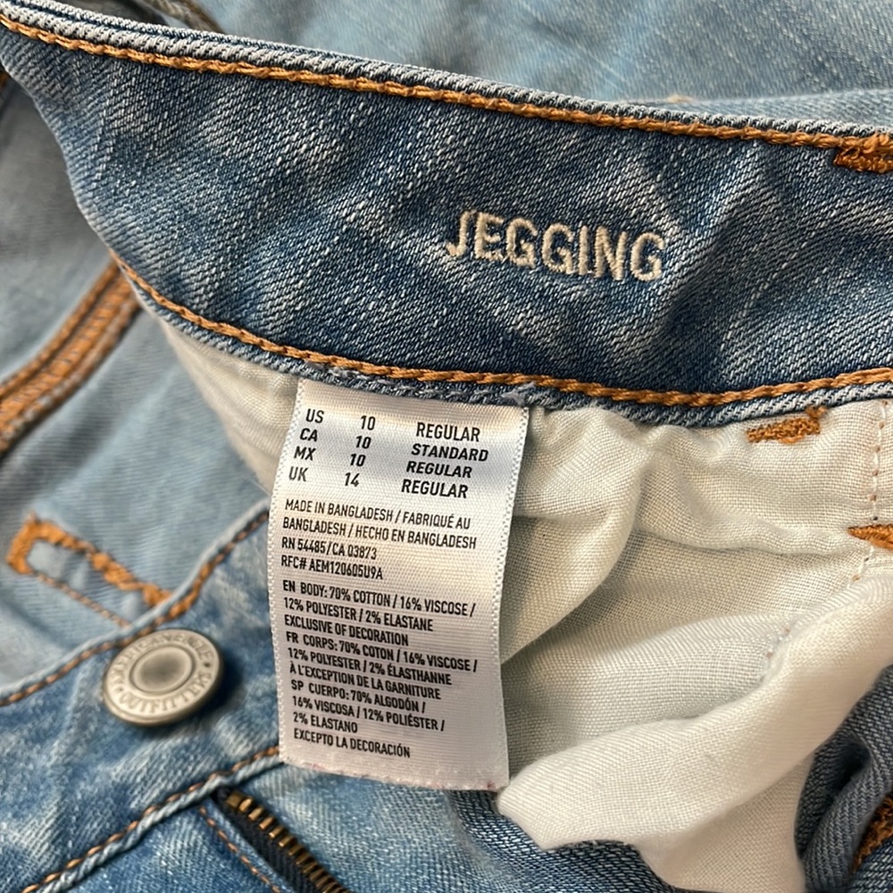 Jeans - Picture 5 of 6